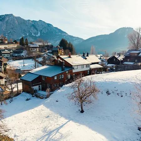 Haus Frey *