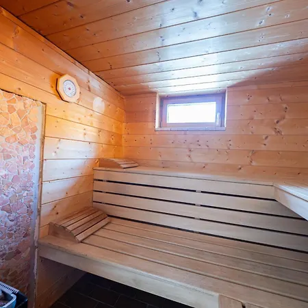 Haus Frey Апартаменты