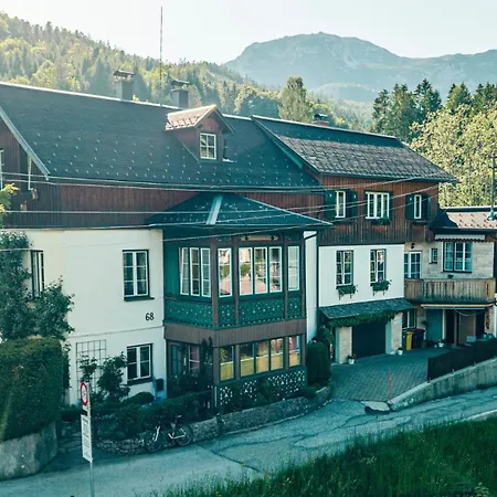 Haus Frey 公寓 *